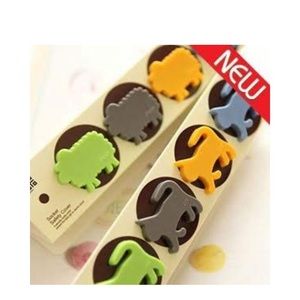 2 Sets of 4 cat or dog shaped outlet plug covers